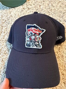 Twins Embroidered MLB Cap in Navy